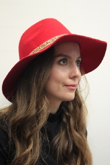 Красная шляпа 8005Н