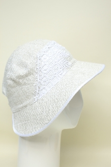Стильная шляпка 10421Х7