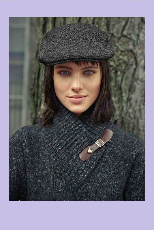 Модно осенью 2022 г. Женские шляпы и кепки